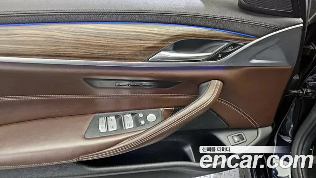 BMW 5 Series (G30) id 2682318 из Кореи 15