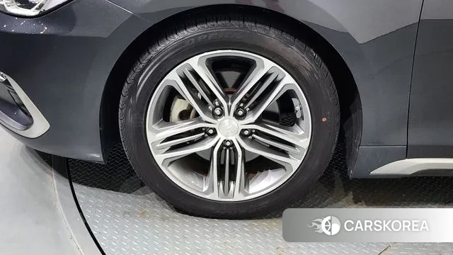 Hyundai Grandeur IG id 3045507 из Кореи 15