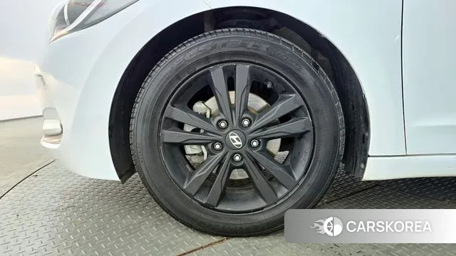 Hyundai Avante AD id 3494675 из Кореи 15