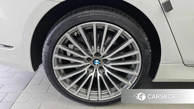 BMW 7 Series (G11) id 4541273 из Кореи 30