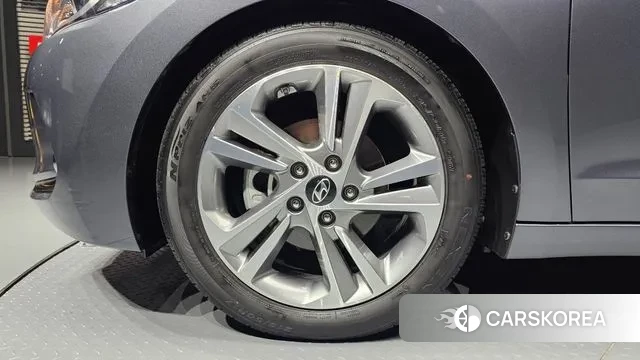 Hyundai Avante AD id 3000456 из Кореи 15