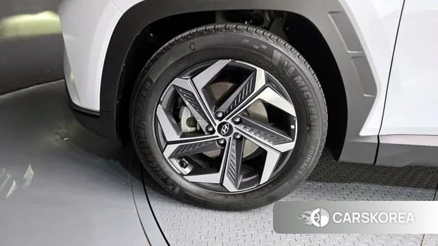 Hyundai Tucson (NX4) id 3561163 из Кореи 15