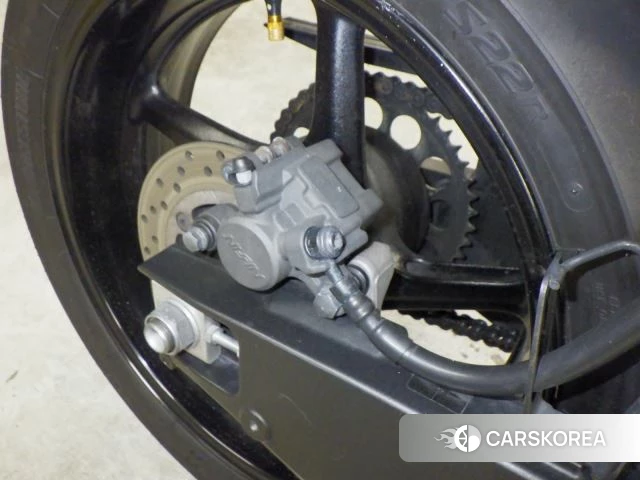 Yamaha YZF-R1 id 4182870 из Японии 31