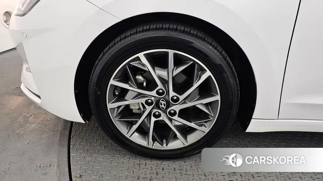 Hyundai The New Avante AD id 3703590 из Кореи 15