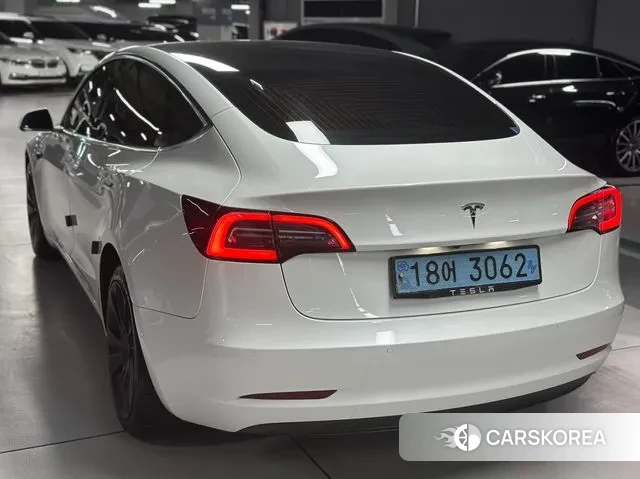Tesla Model 3 id 3722788 из Кореи 15