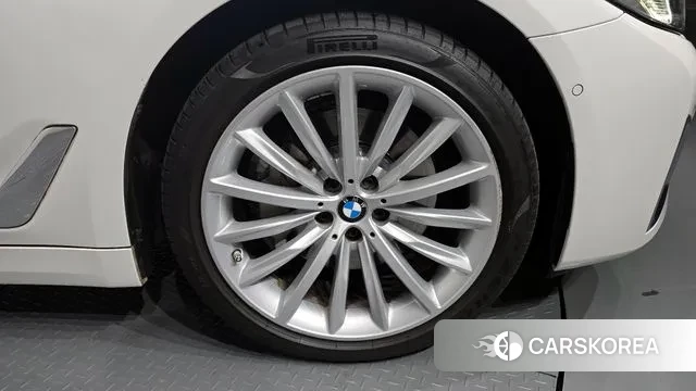 BMW 5 Series (G30) id 3031924 из Кореи 15