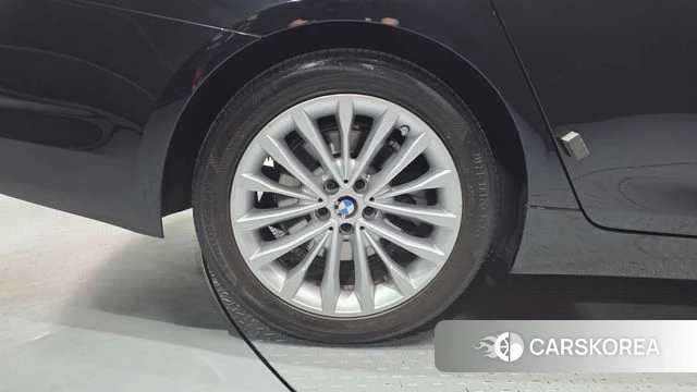 BMW 5 Series (G30) id 4794675 из Кореи 15