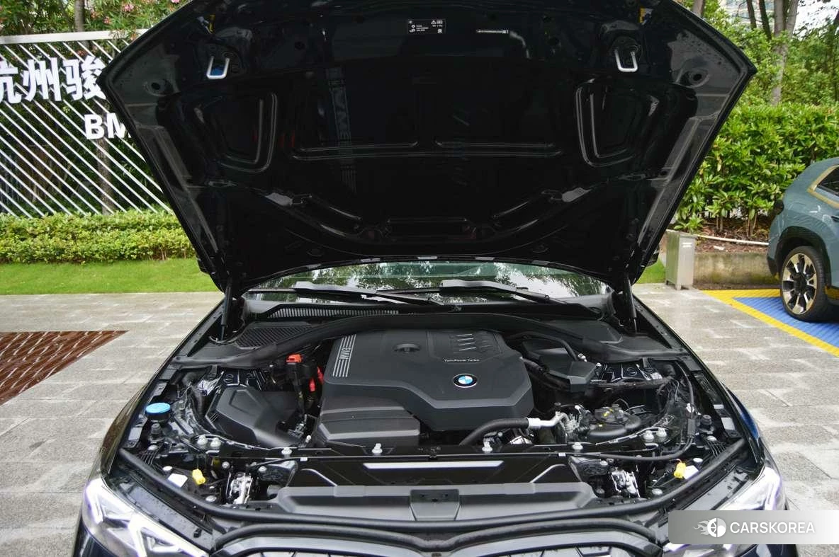 BMW 3 series id 4467383 из Китая 10