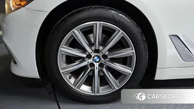 BMW 5 Series (G30) id 3469765 из Кореи 15