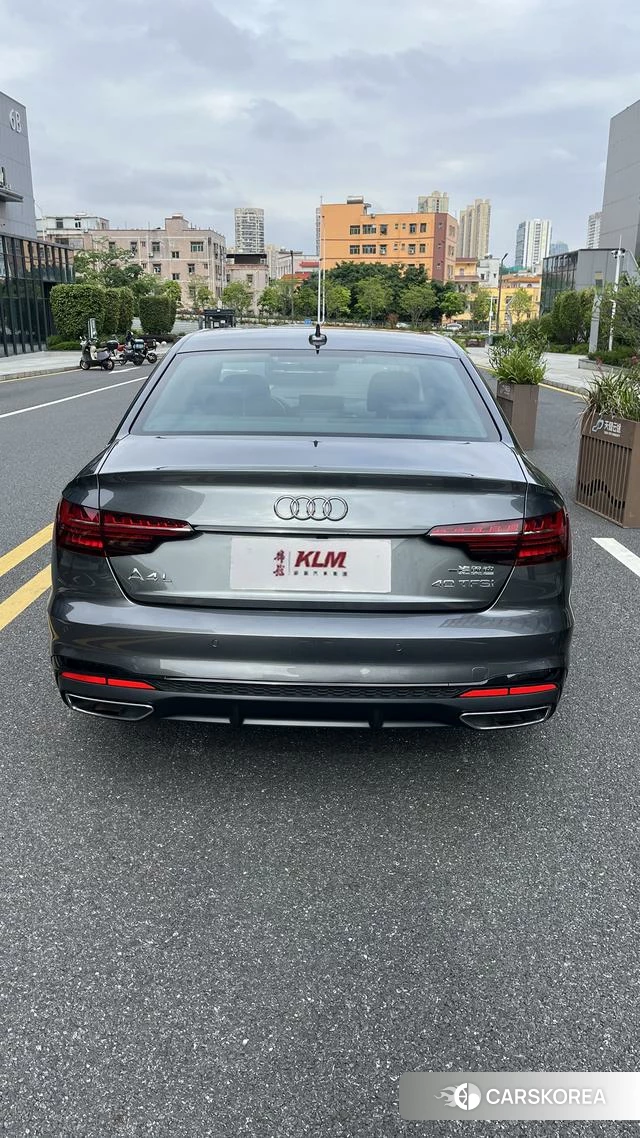 Audi A4L 2024 Темно-серый из Китая, фото 5