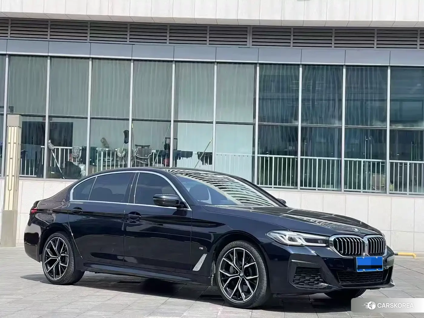 BMW 5 series 2022 Черный из Китая, фото 5