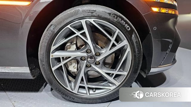 Genesis G90 (RS4) id 3832046 из Кореи 15