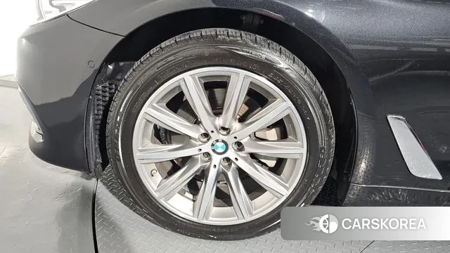 BMW 5 Series (G30) id 3515007 из Кореи 15