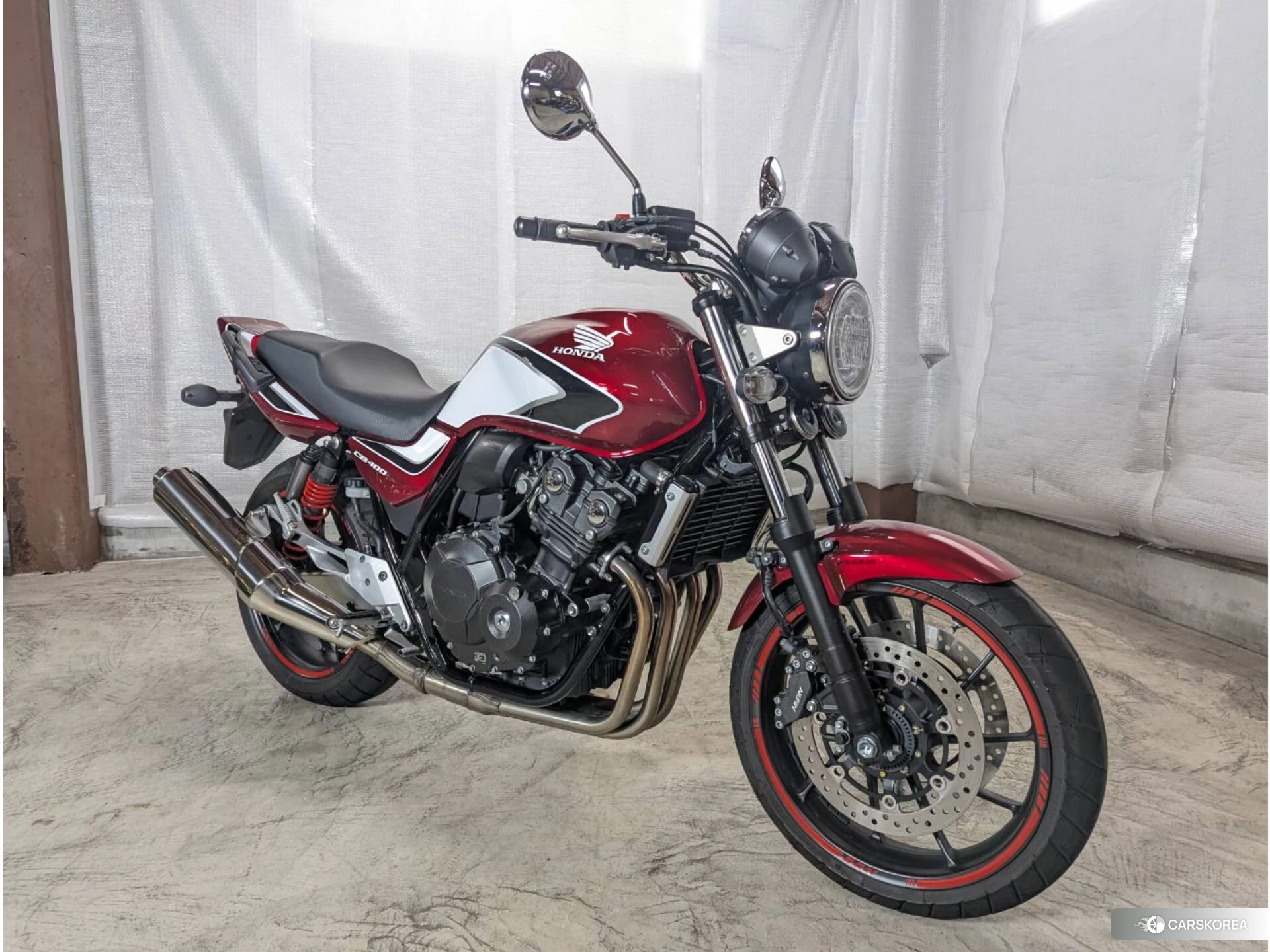 Проданный Honda CB400SF ABS 2023 из Японии, фото 2