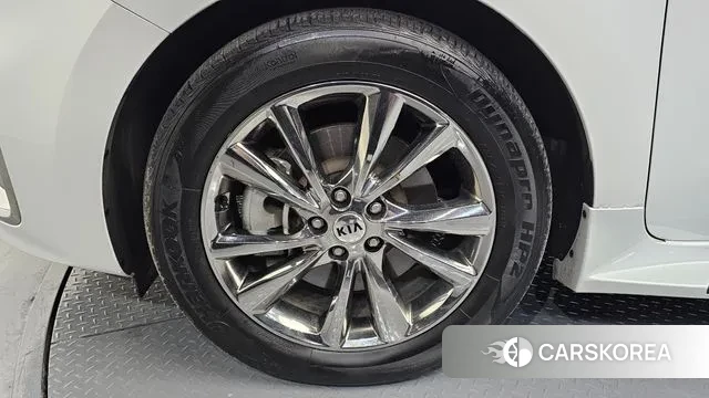 Kia The New Carnival id 3761128 из Кореи 15