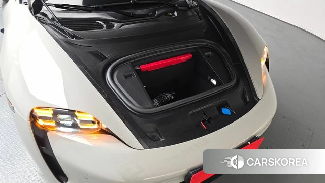 Porsche Taycan id 4223034 из Кореи 29