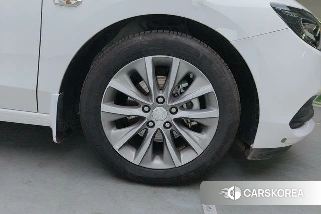 Buick GL6 id 3857559 из Китая 12