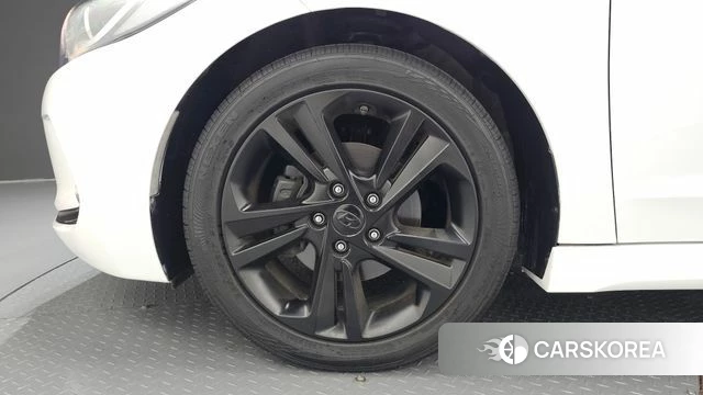 Hyundai Avante AD id 4856496 из Кореи 26