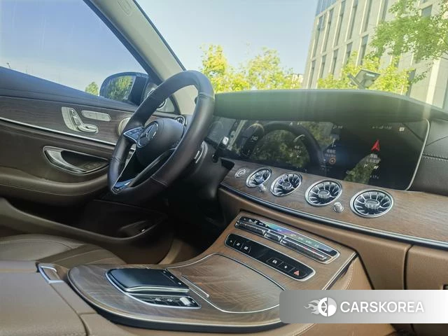 Mercedes-Benz E-class id 4275665 из Китая 10