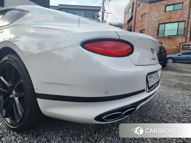 Bentley Continental GT 3rd Generation 2021 Белый из Кореи, фото 5