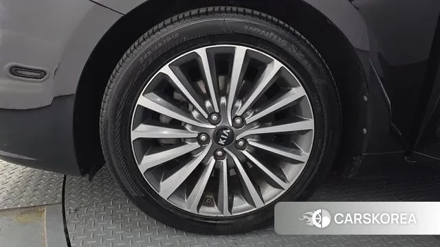 Kia Come New K7 id 3573982 из Кореи 15