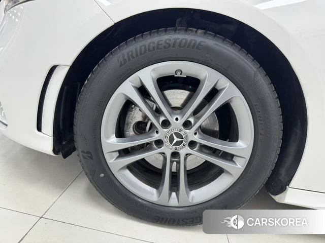 Mercedes-Benz Class A id 4278903 из Китая 19