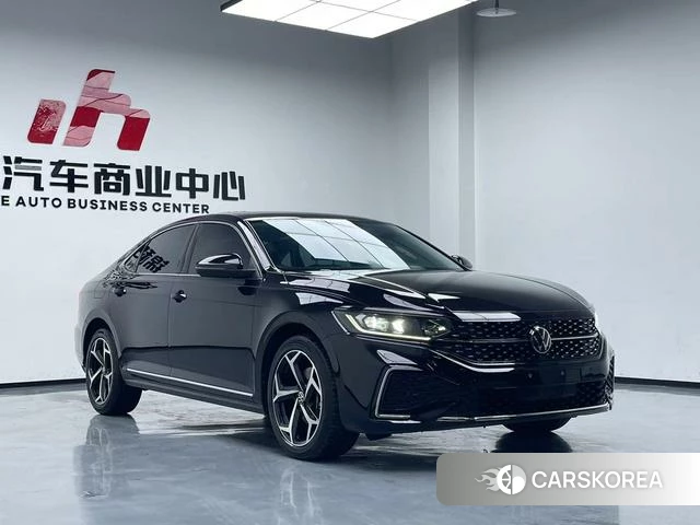Volkswagen Passat 2023 Черный из Китая, фото 5
