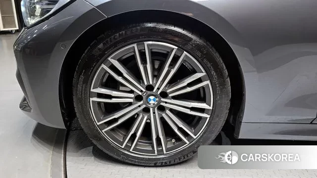 BMW 3 Series (G20) id 3361369 из Кореи 15