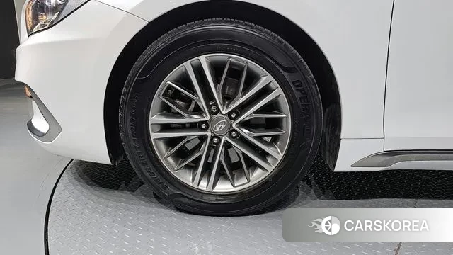 Hyundai Grandeur IG id 3612391 из Кореи 15
