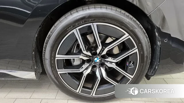 BMW 7 Series (G70) id 3533303 из Кореи 15