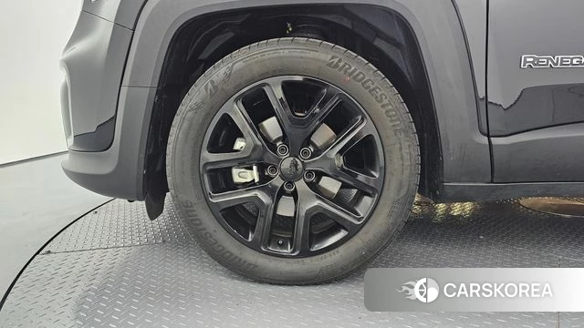 Jeep Renegade id 4457162 из Кореи 26