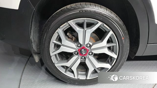 Kia Seltos id 3954982 из Кореи 15