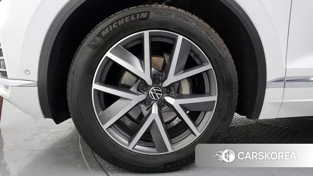 Volkswagen Touareg 3rd generation id 3763967 из Кореи 15