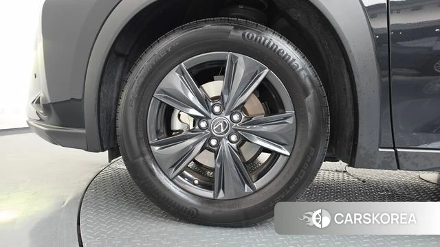 Lexus UX250h id 4432862 из Кореи 27