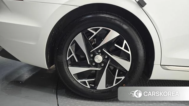Hyundai The New Grandeur IG Hybrid id 4657198 из Кореи 26