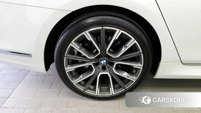 BMW 7 Series (G11) id 3934861 из Кореи 15