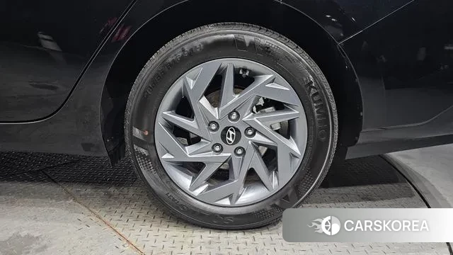 Hyundai The New Avante (CN7) id 3750872 из Кореи 15