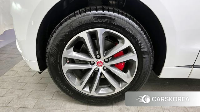 Jaguar F-PACE id 4384639 из Кореи 26
