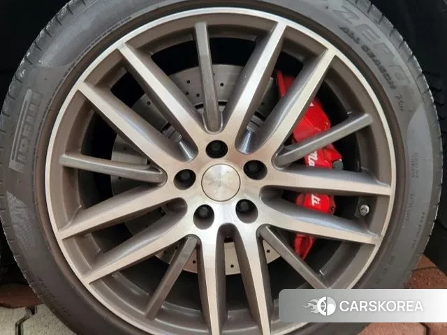Maserati Ghibli id 3155002 из Кореи 10