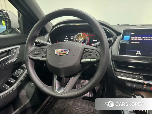 Cadillac CT5 id 4227866 из Китая 15