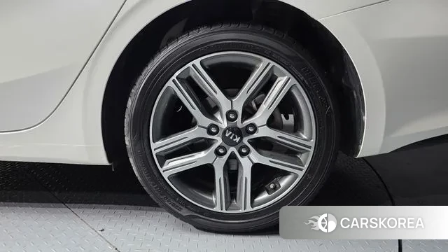 Kia Come New K3 id 3737281 из Кореи 15