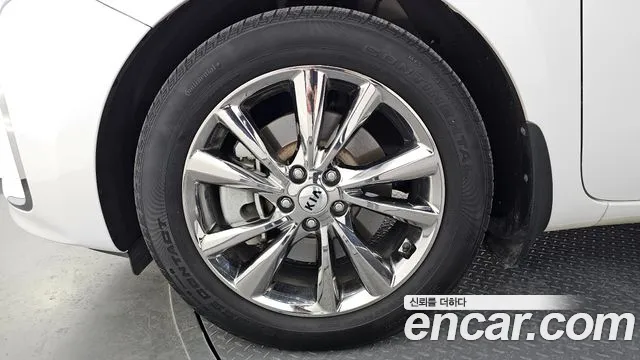 Kia The New Carnival id 2471364 из Кореи 15