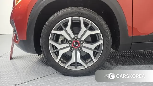 Kia Seltos id 3692262 из Кореи 15