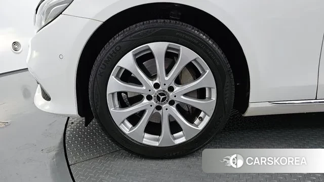 Mercedes-Benz E-Class W213 id 3789214 из Кореи 15