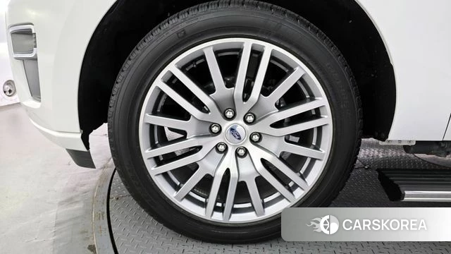 Ford Expeditation id 4280694 из Кореи 25