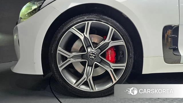 Kia Stinger id 4652249 из Кореи 15