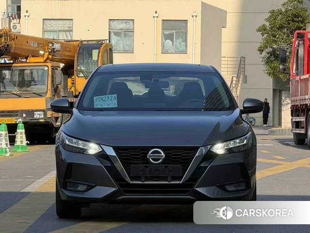 Nissan Xuan Yi 2021 Темно-серый из Китая, фото 5