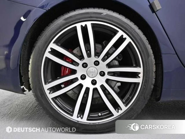 Maserati Ghibli id 4225799 из Кореи 14