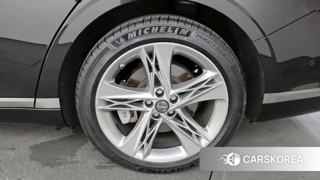 Genesis G90 (RS4) id 2969185 из Кореи 15