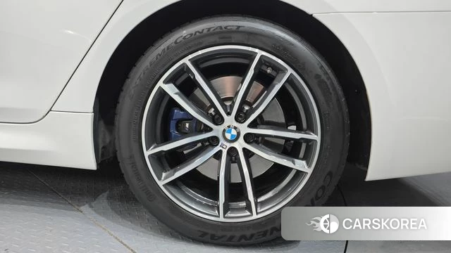 BMW 5 Series (G30) id 3923904 из Кореи 15